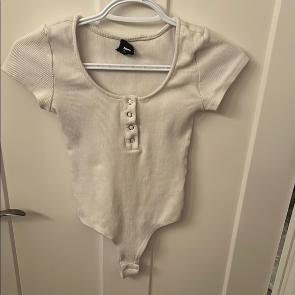 White Ribbed Bodysuit with Button Detail, size S - Picture 1 of 5
